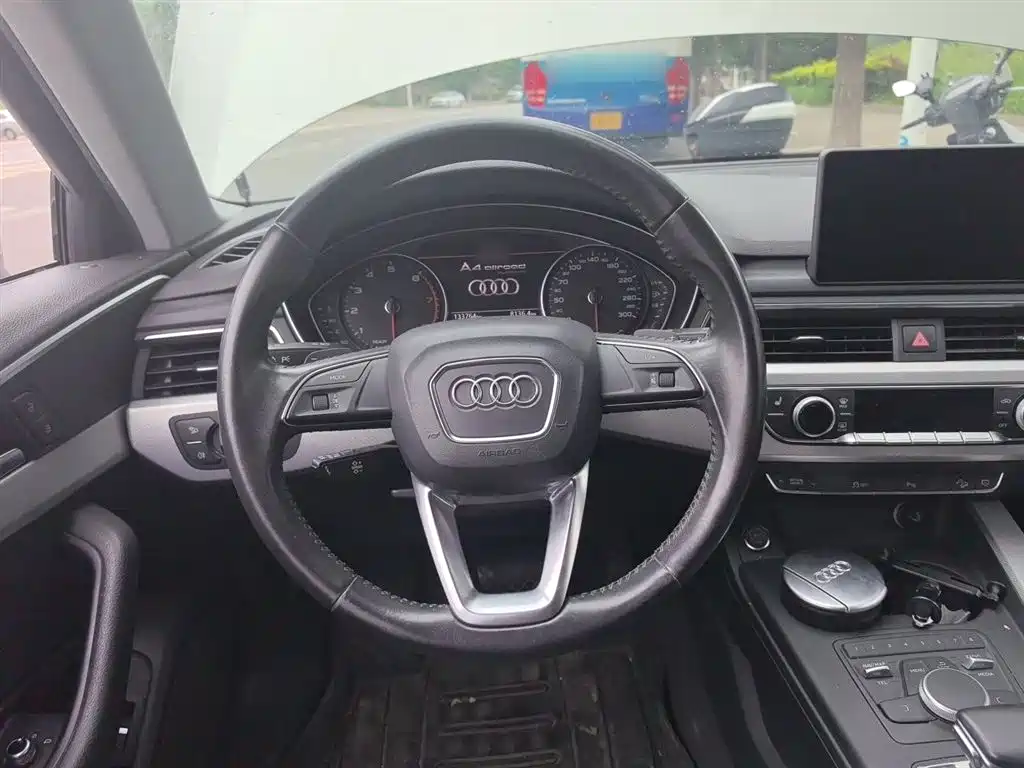 Audi A4 (Import) 2017 45 TFSI allroad quattro Fashion фото 3