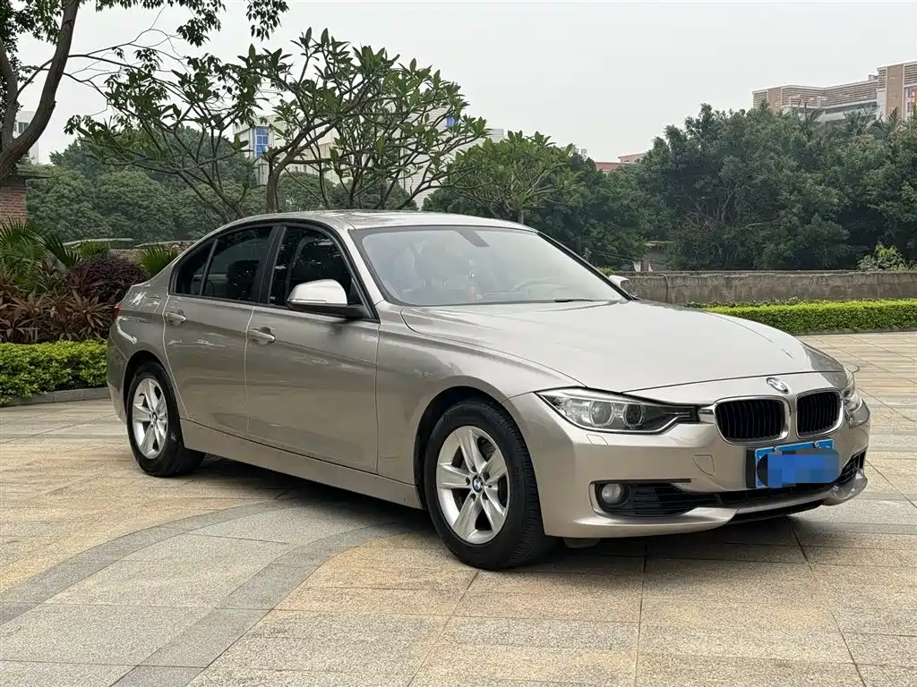 BMW 3 Series 2014 320i Fashion фото 3