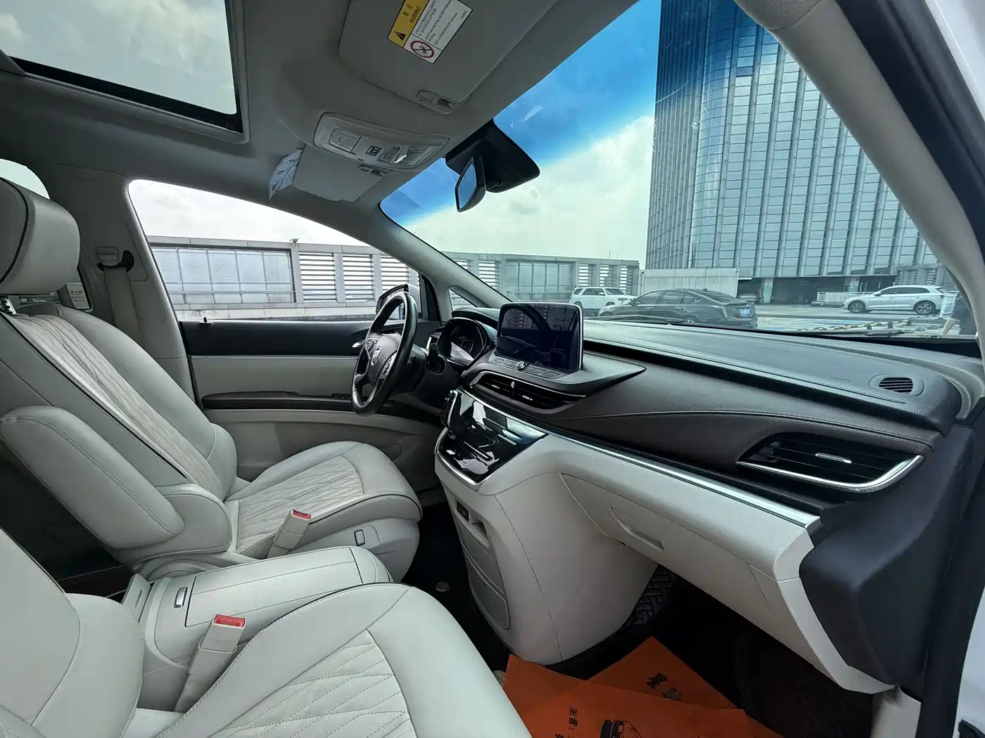 Buick GL8 2021 Land Business Class 652T Luxury фото 11