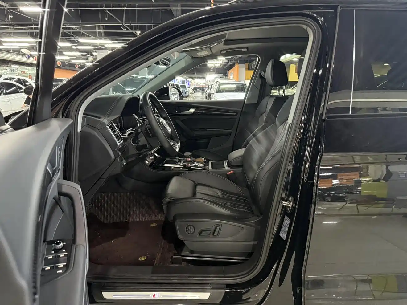 Audi Q5L 2022 40T RS Kit Racing Speed Edition фото 3