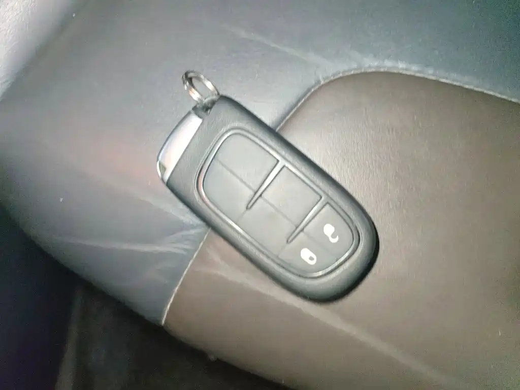 Фото 9 - Jeep Cherokee