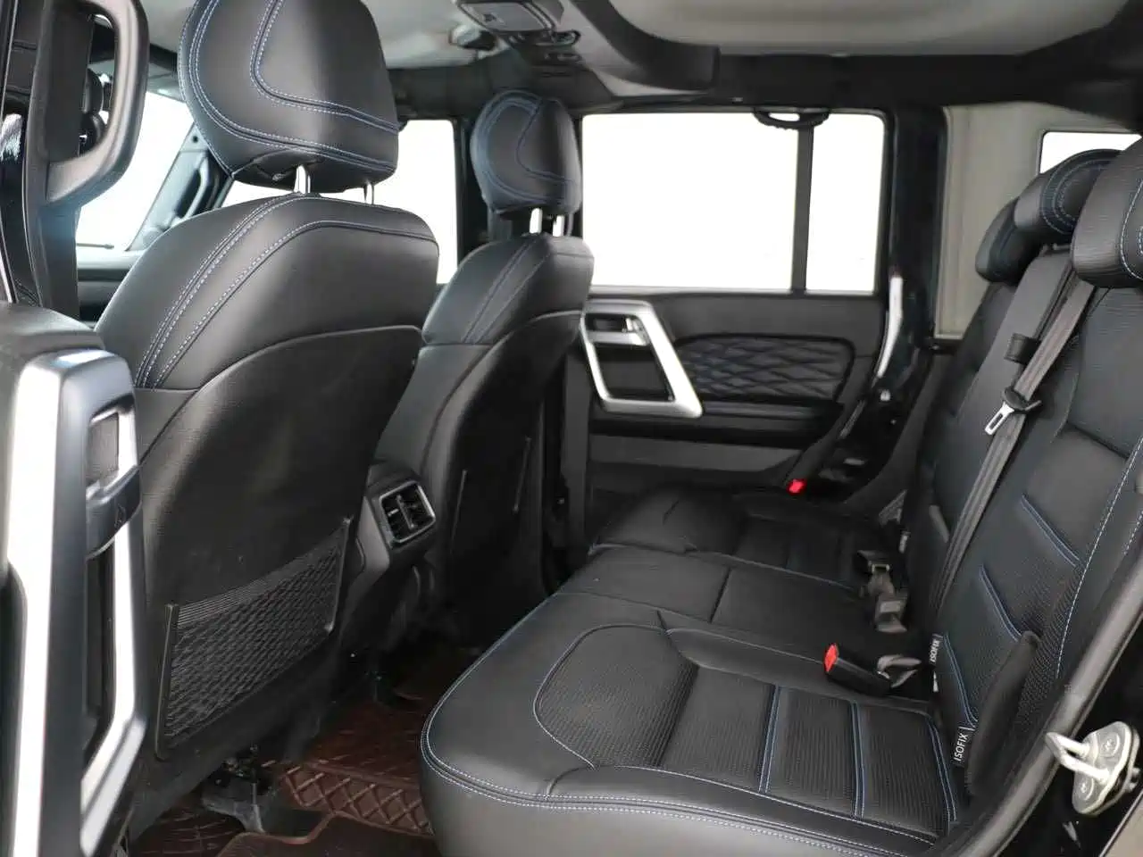 BAIC ORV Beijing Offroad BJ40 2023 2.0T Auto 4WD Urban Hunter Knight Edition фото 10