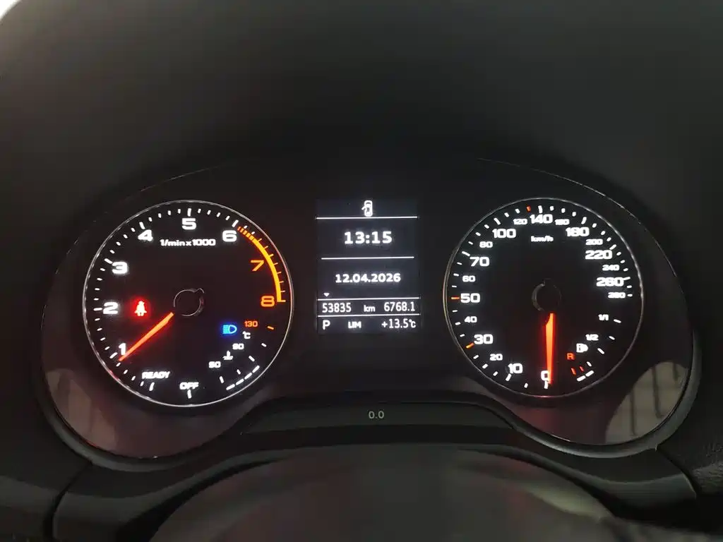 Audi Q2L 2018 35 TFSI Launch Exclusive Edition China VI фото 12