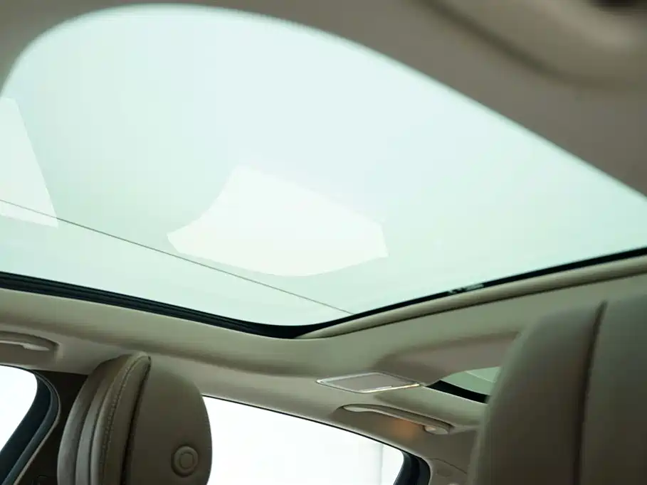 Mercedes-Benz E-Class 2023 E 300 L Fashion фото 11