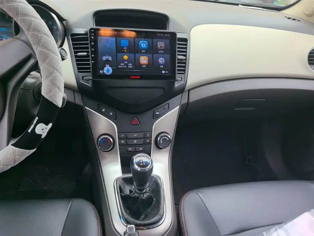 Chevrolet Cruze 2015 1.5L Classic SL MT фото 13