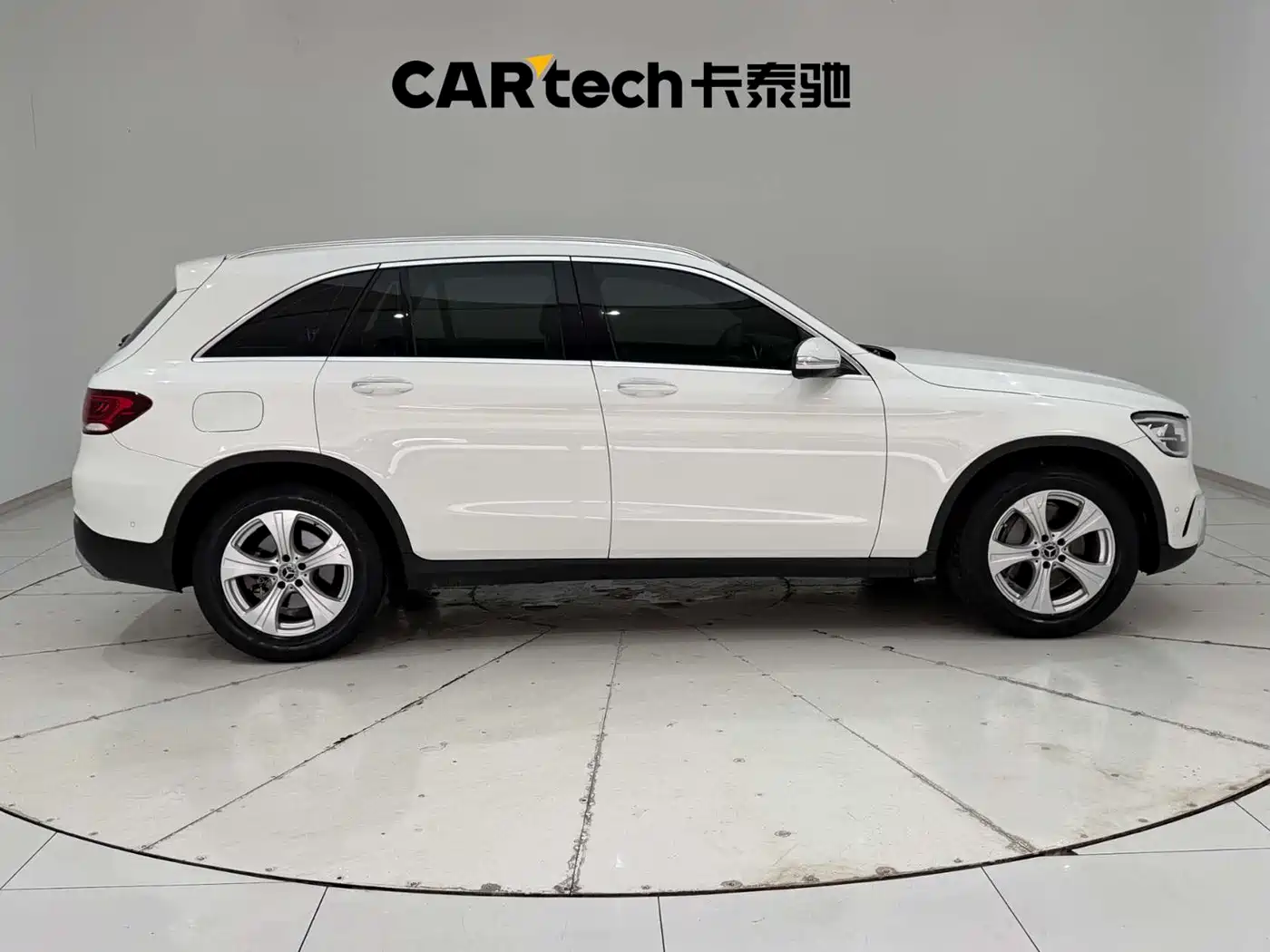 Mercedes-Benz GLC 2020 Facelift GLC 260 L 4MATIC Dynamic фото 10