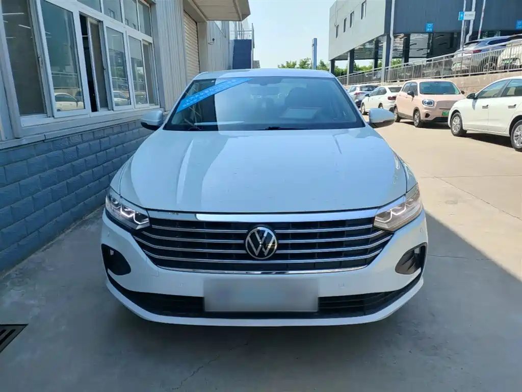 Volkswagen Lavida 2024 Model 1.5L Automatic Delight Edition фото 3