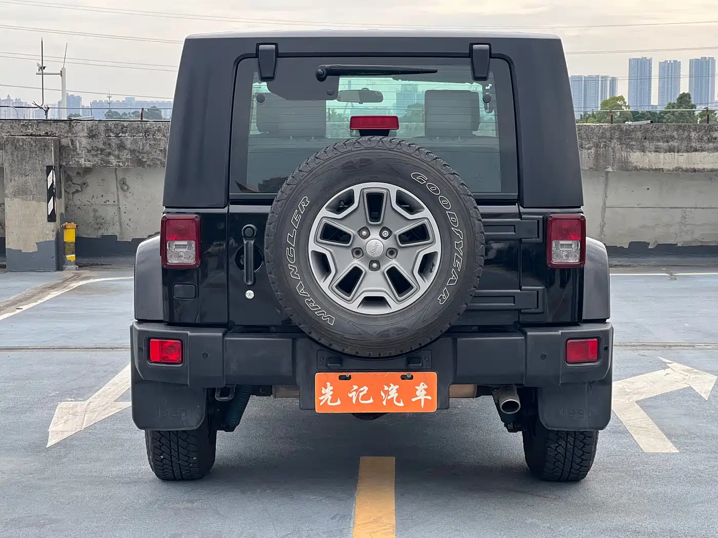 Jeep Wrangler 2011 2011 3.8L Sahara 2-Door