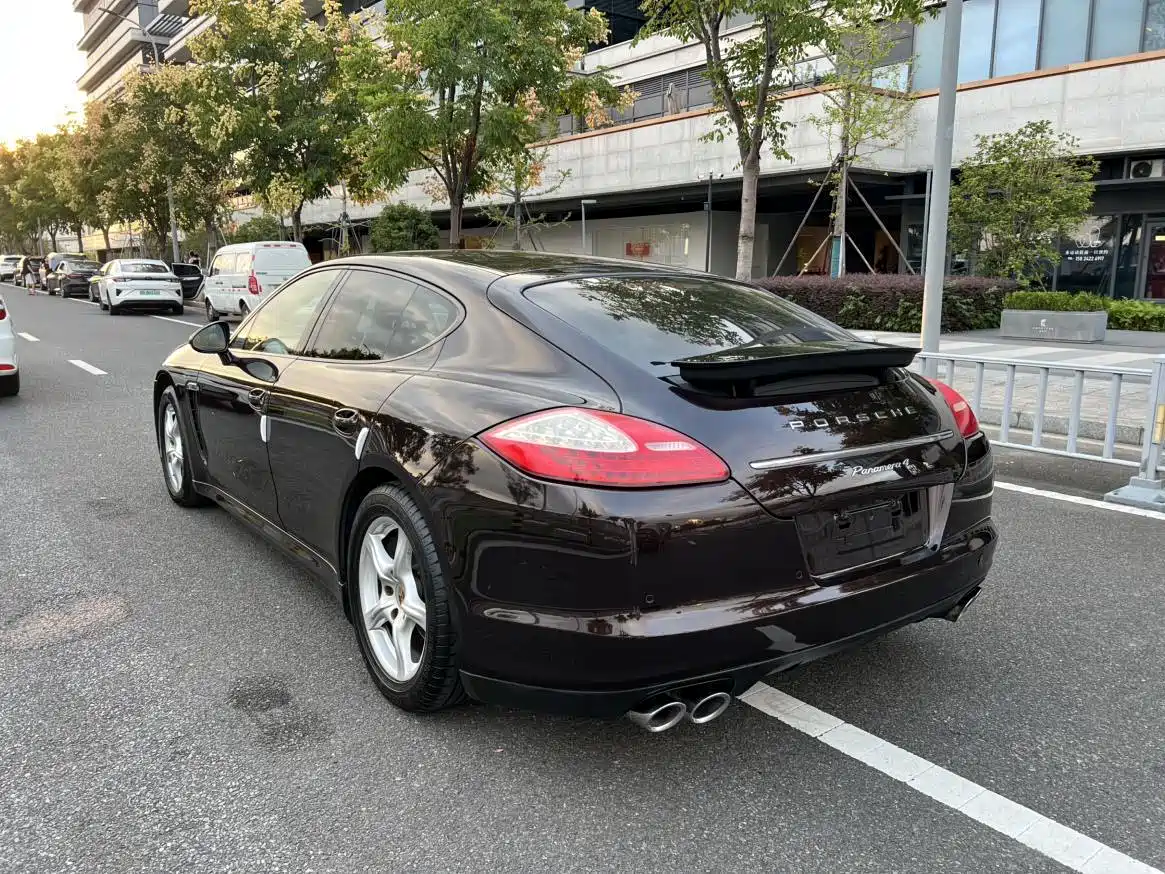 Porsche Panamera 2013 Panamera 4 Platinum Edition 3.6L фото 15