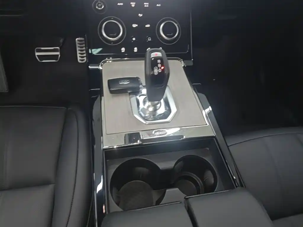 LAND ROVER RANGE ROVER AURORA