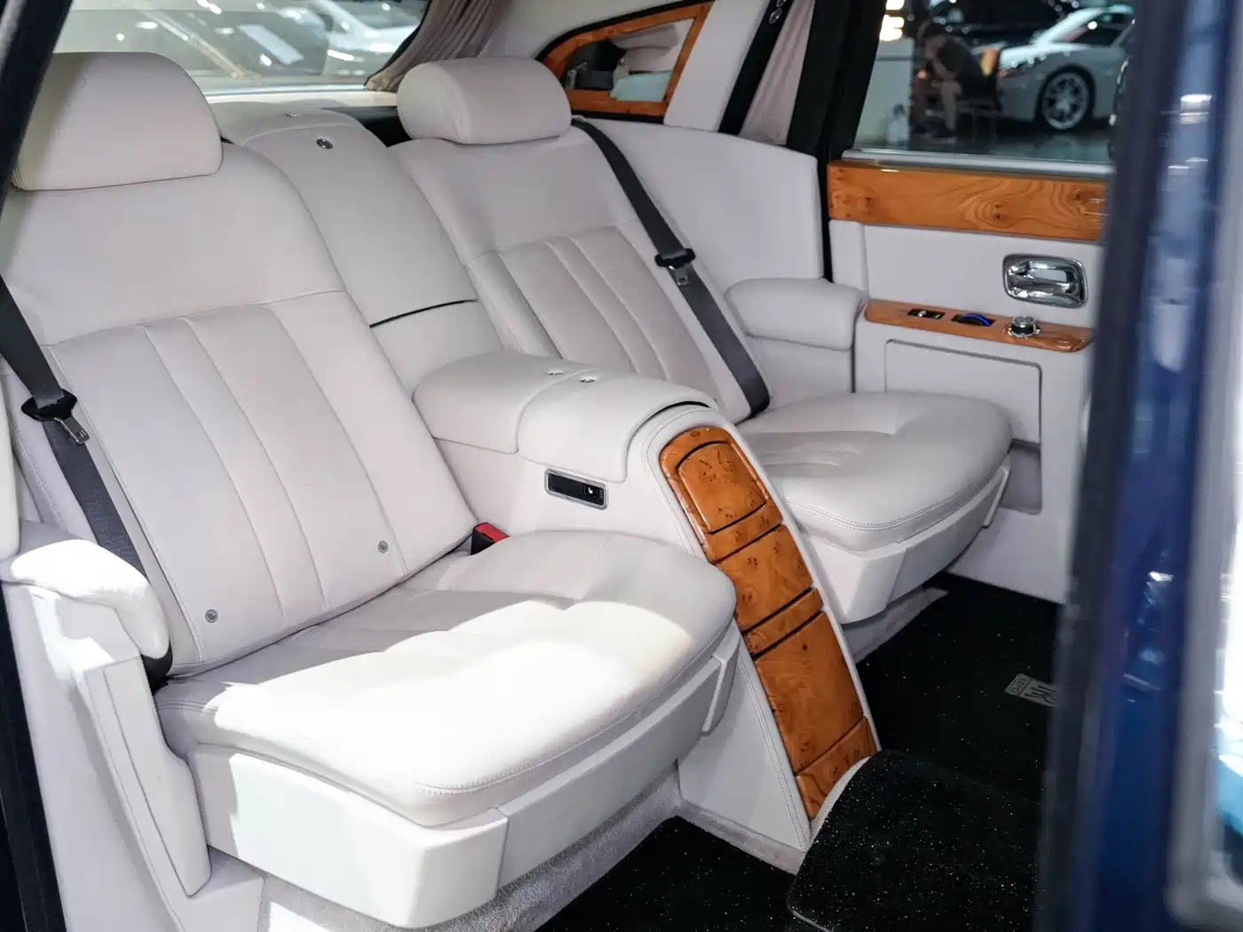 Rolls-Royce Phantom 2013 2013 6.7L Extended Wheelbase (EWB)