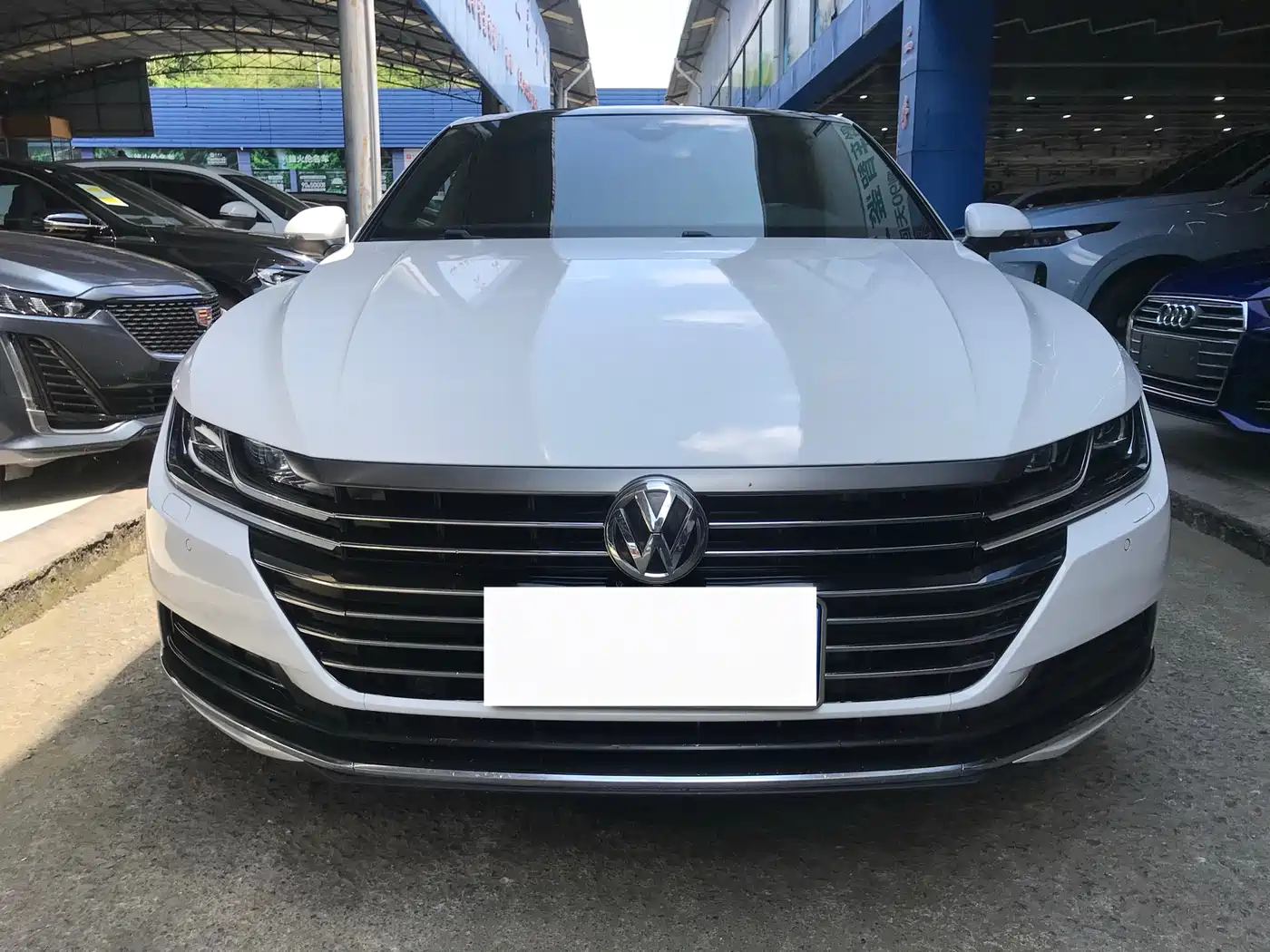 Volkswagen FAW-Volkswagen CC 2020 330TSI Glamour Version China VI фото 2
