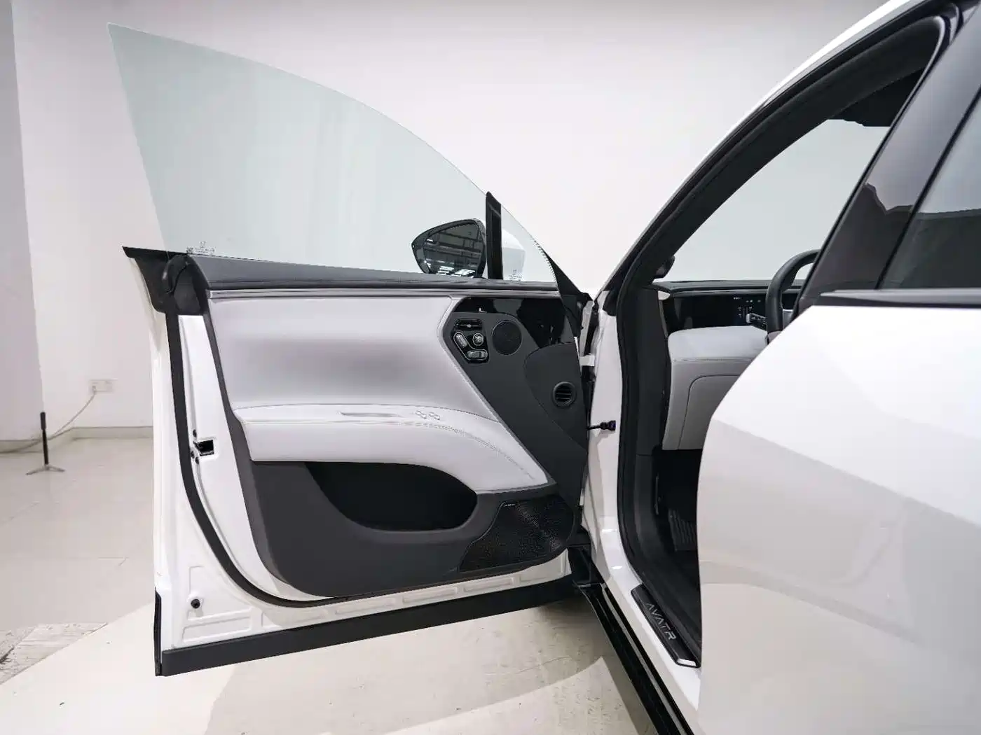 Avatr 11 2025 Facelift Max Range Extender фото 17