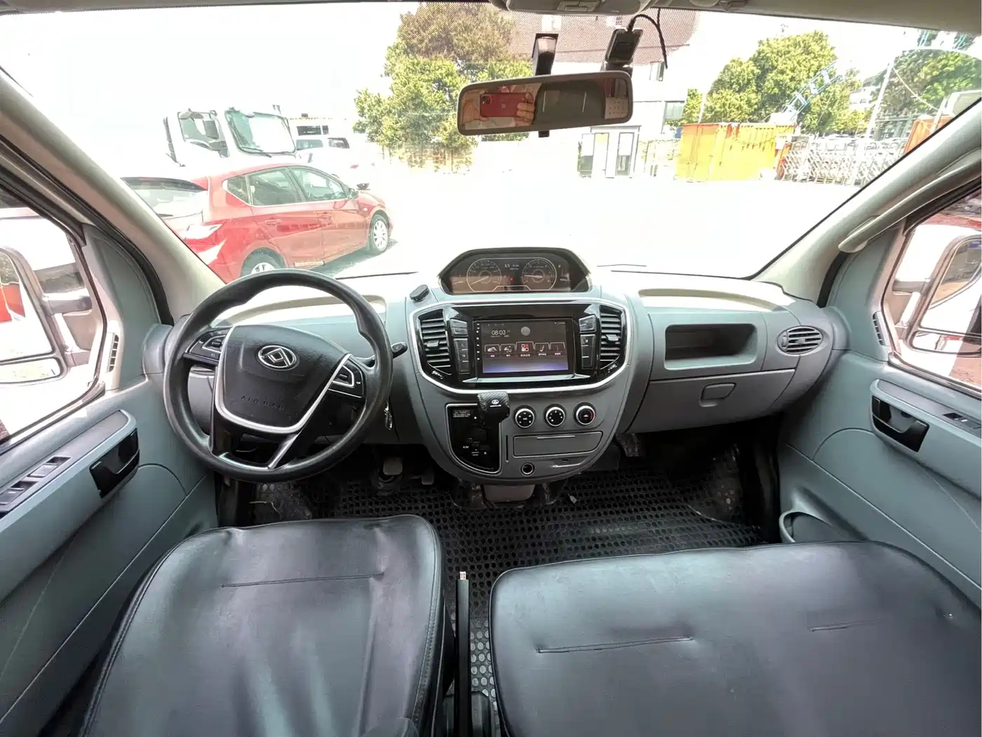 SAIC MAXUS XINTU V80