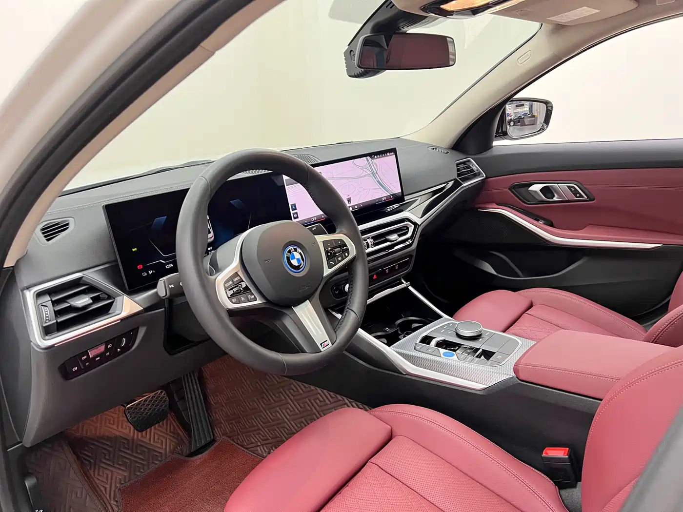 BMW i3 2024 eDrive 40 L Night Sport Package фото 15