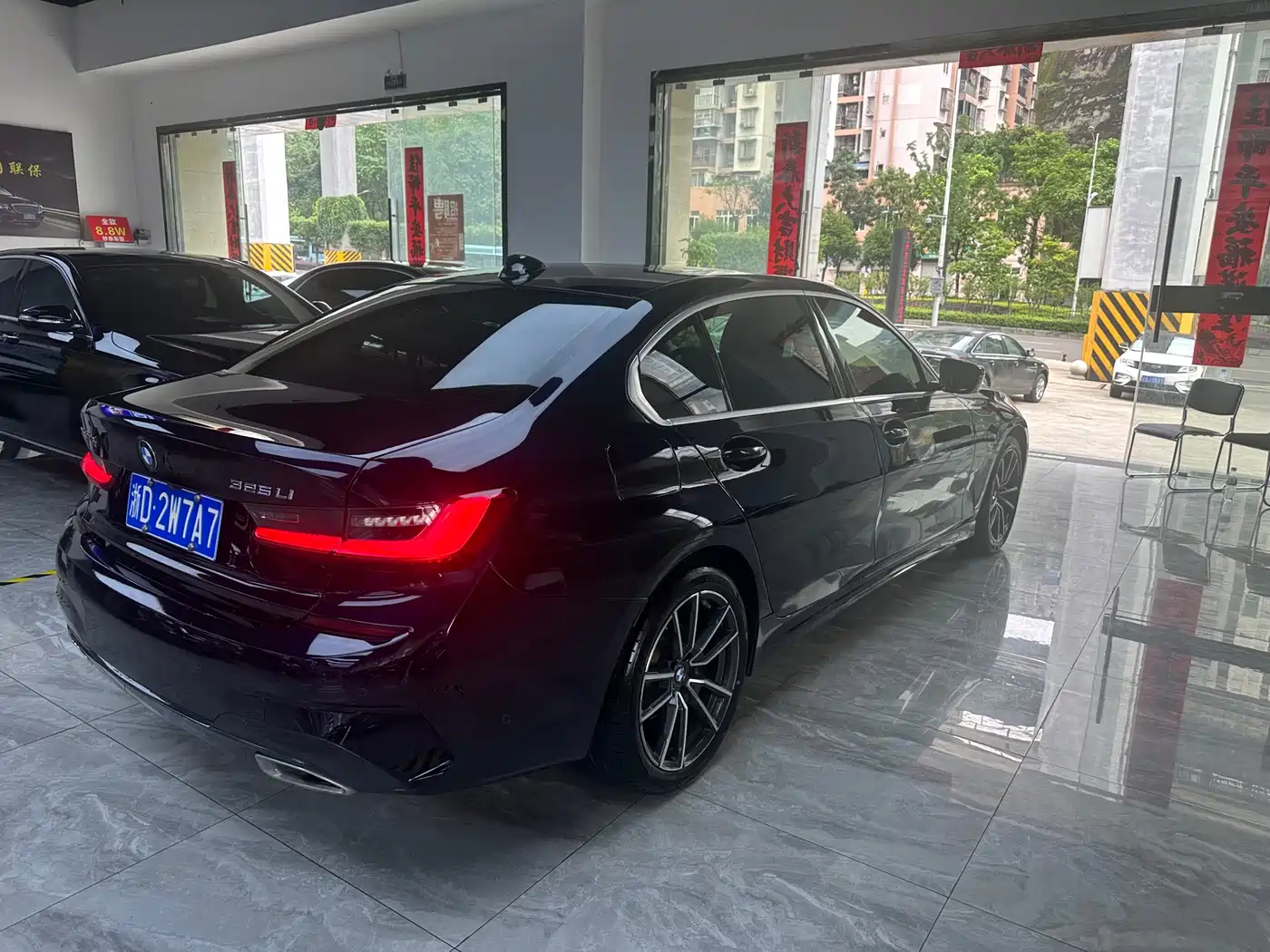BMW 3 Series 2021 325Li M Sport Package фото 14
