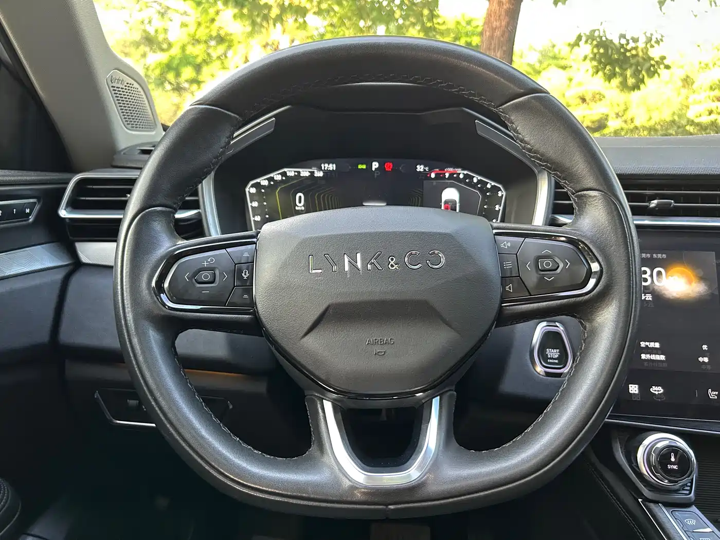 Lynk & Co 01 2021 2.0TD 2WD Pro фото 14