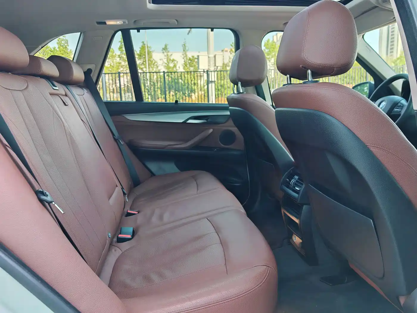 BMW X5 (Import) 2017 xDrive35i Leading Edition фото 18
