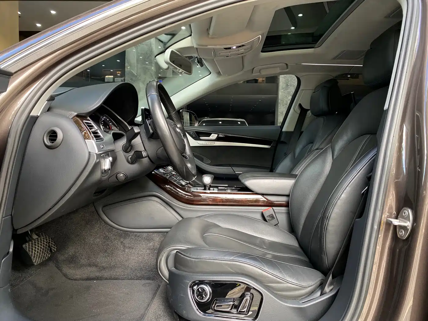 Audi A8 2014 A8L 50 TFSI quattro Luxury фото 9