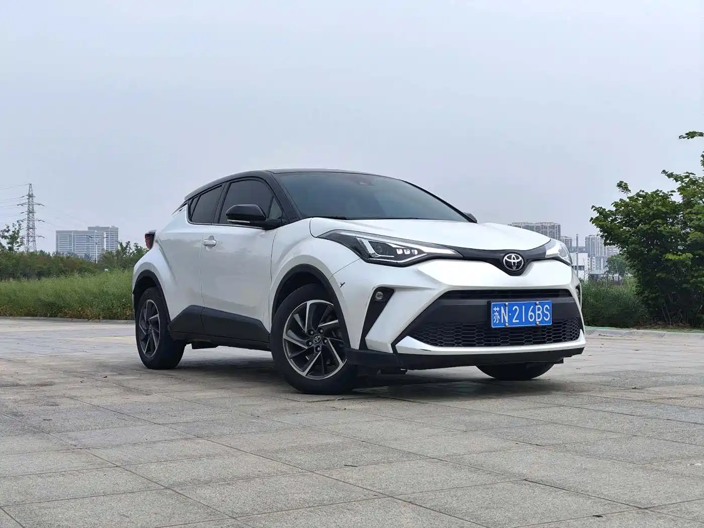 Toyota C-HR 2021 2.0L Luxury Edition фото 3
