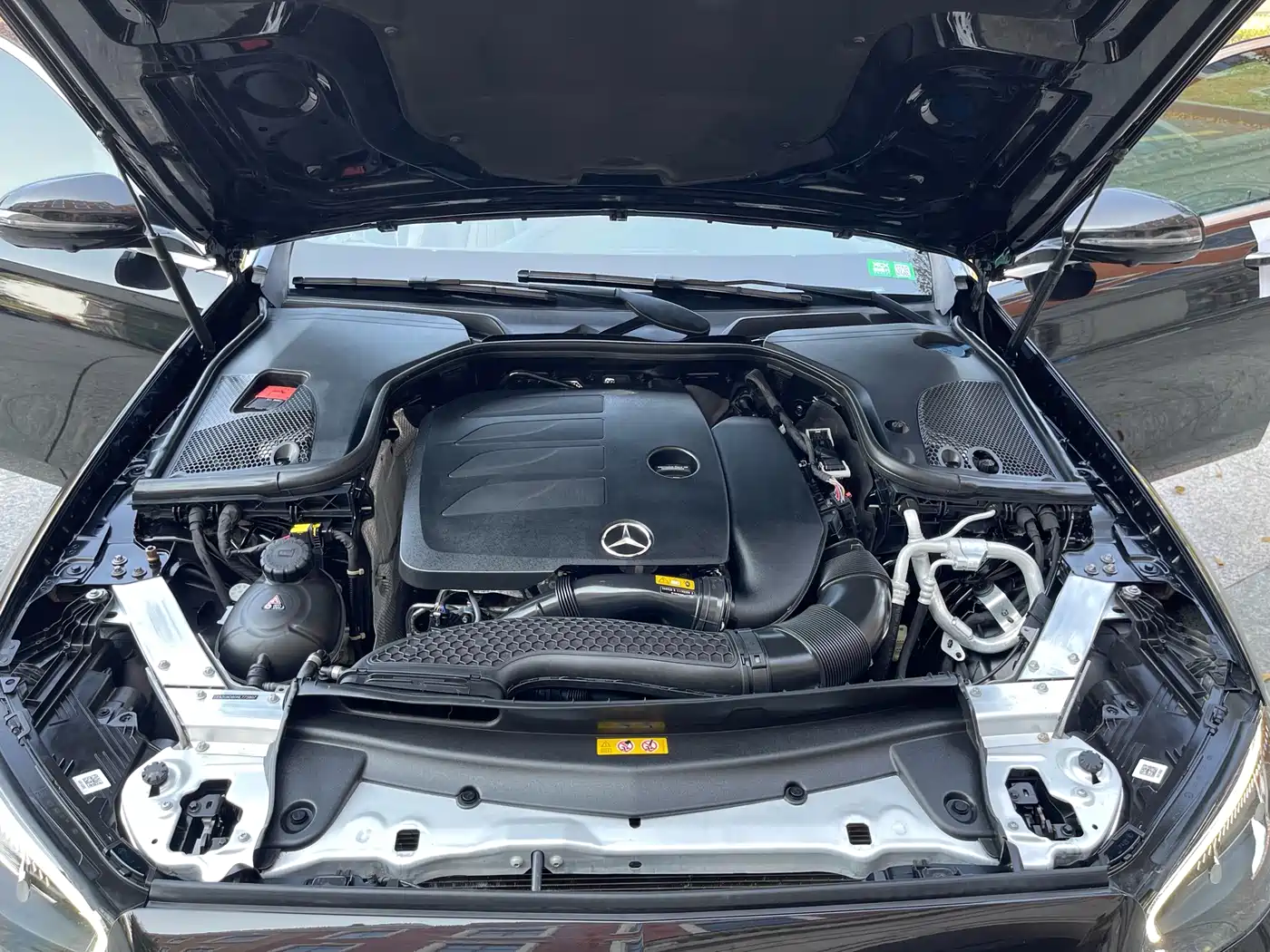Mercedes-Benz E-Class 2022 Second Facelift E 300 L Luxury фото 25