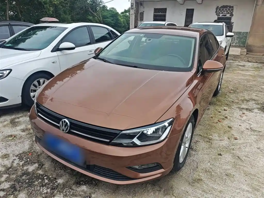 Volkswagen Lamando 2017 230TSI DSG Trend Edition