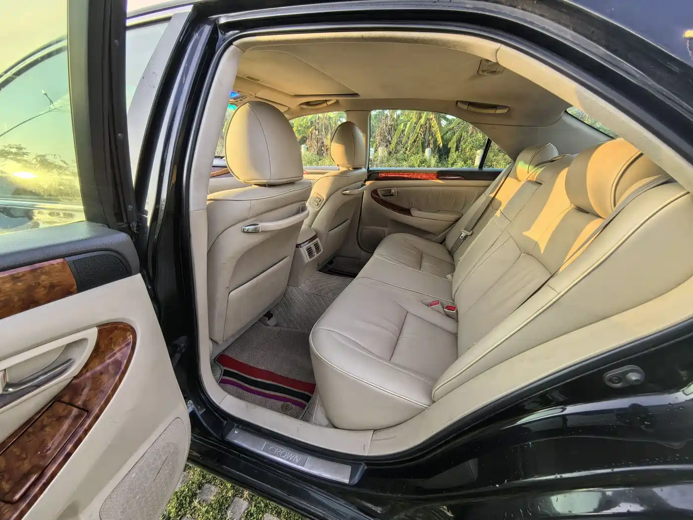 Toyota Crown 2005 Model 3.0L Royal Saloon фото 5