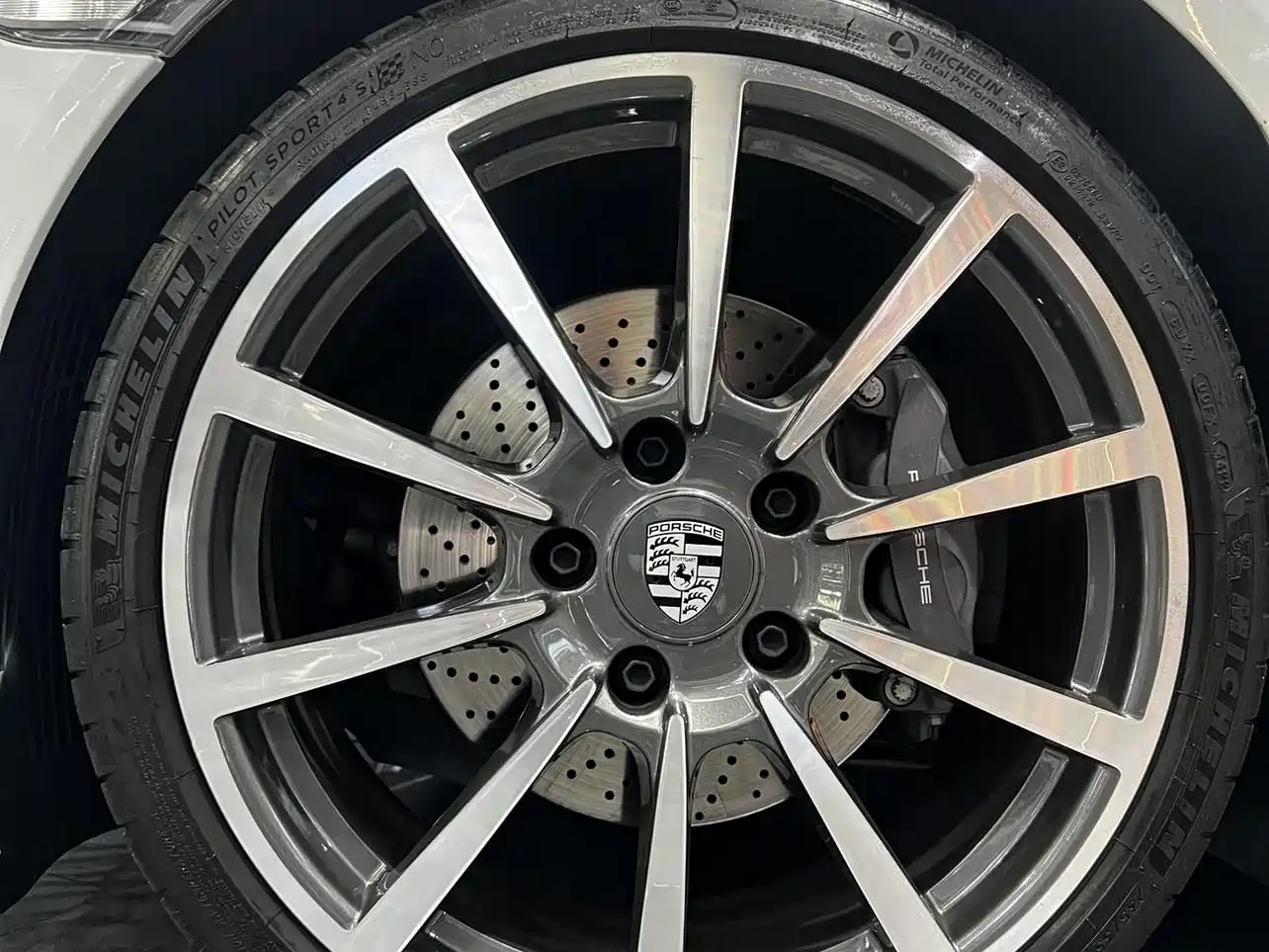 Porsche 718 2023 Boxster Style Edition 2.0T фото 14