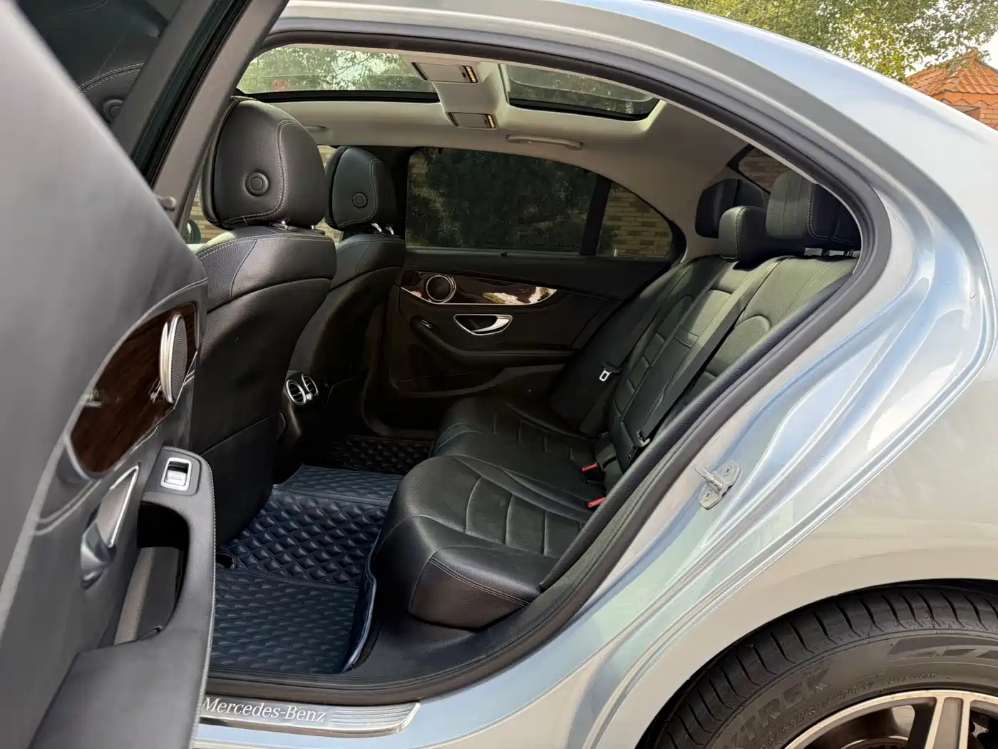 Mercedes-Benz C-Class 2015 C 200 L фото 17