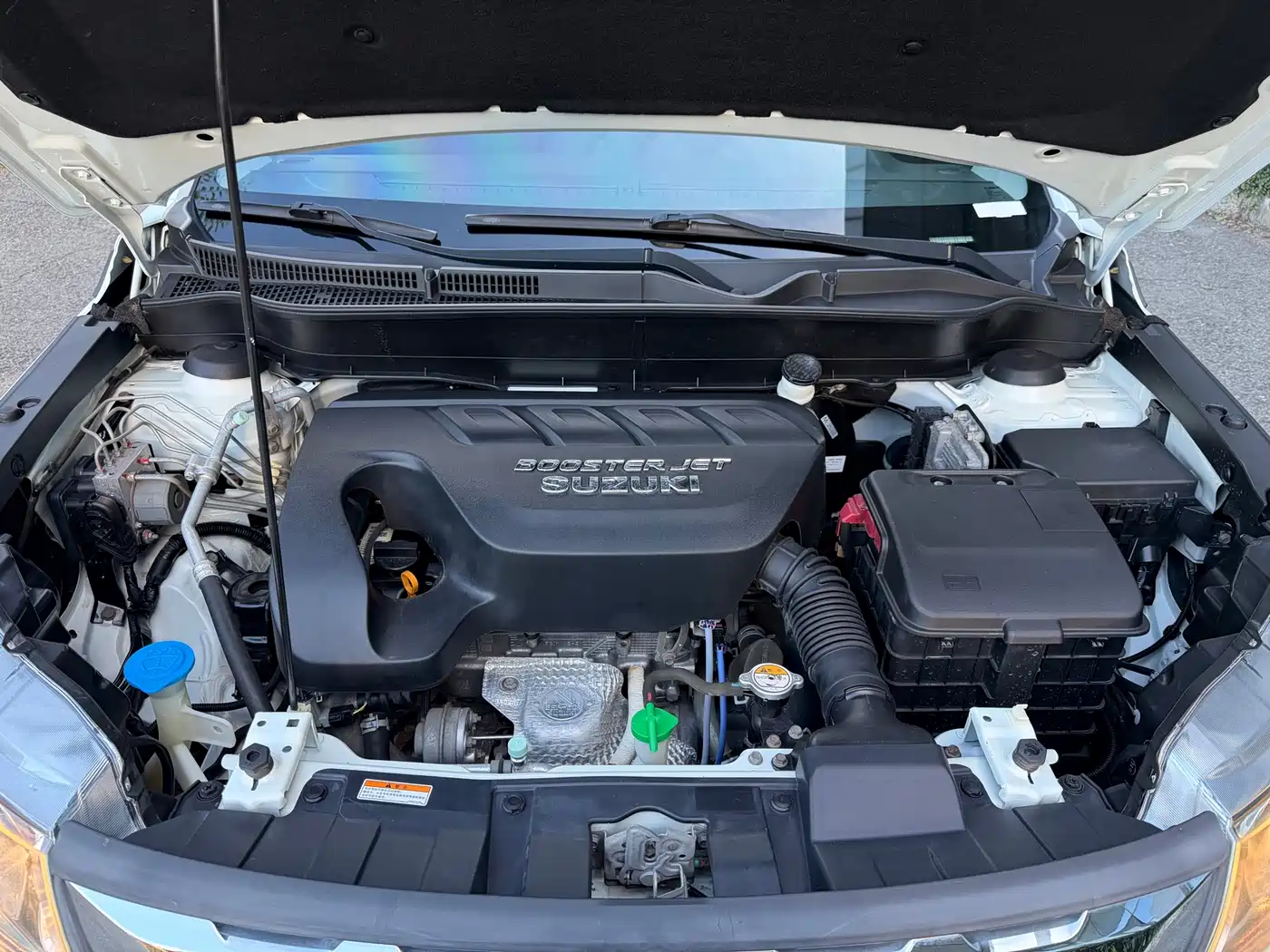 Suzuki Vitara 2016 2016 1.4T Auto 2WD Luxury Model