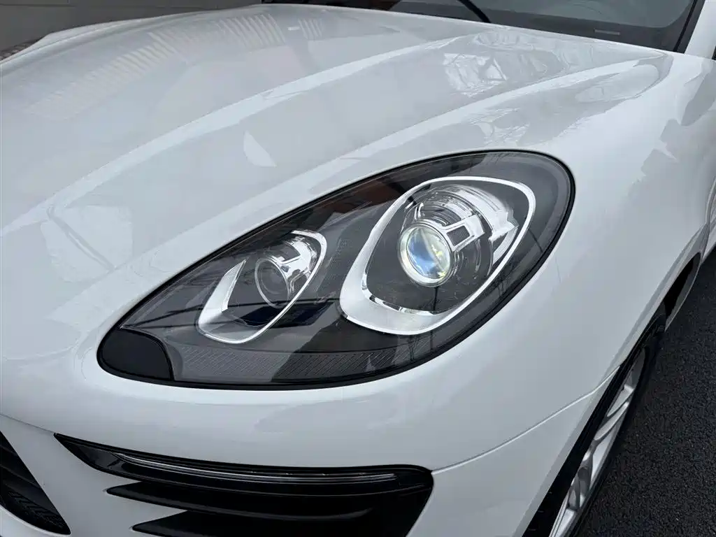 Porsche Macan 2017 Macan 2.0T фото 15
