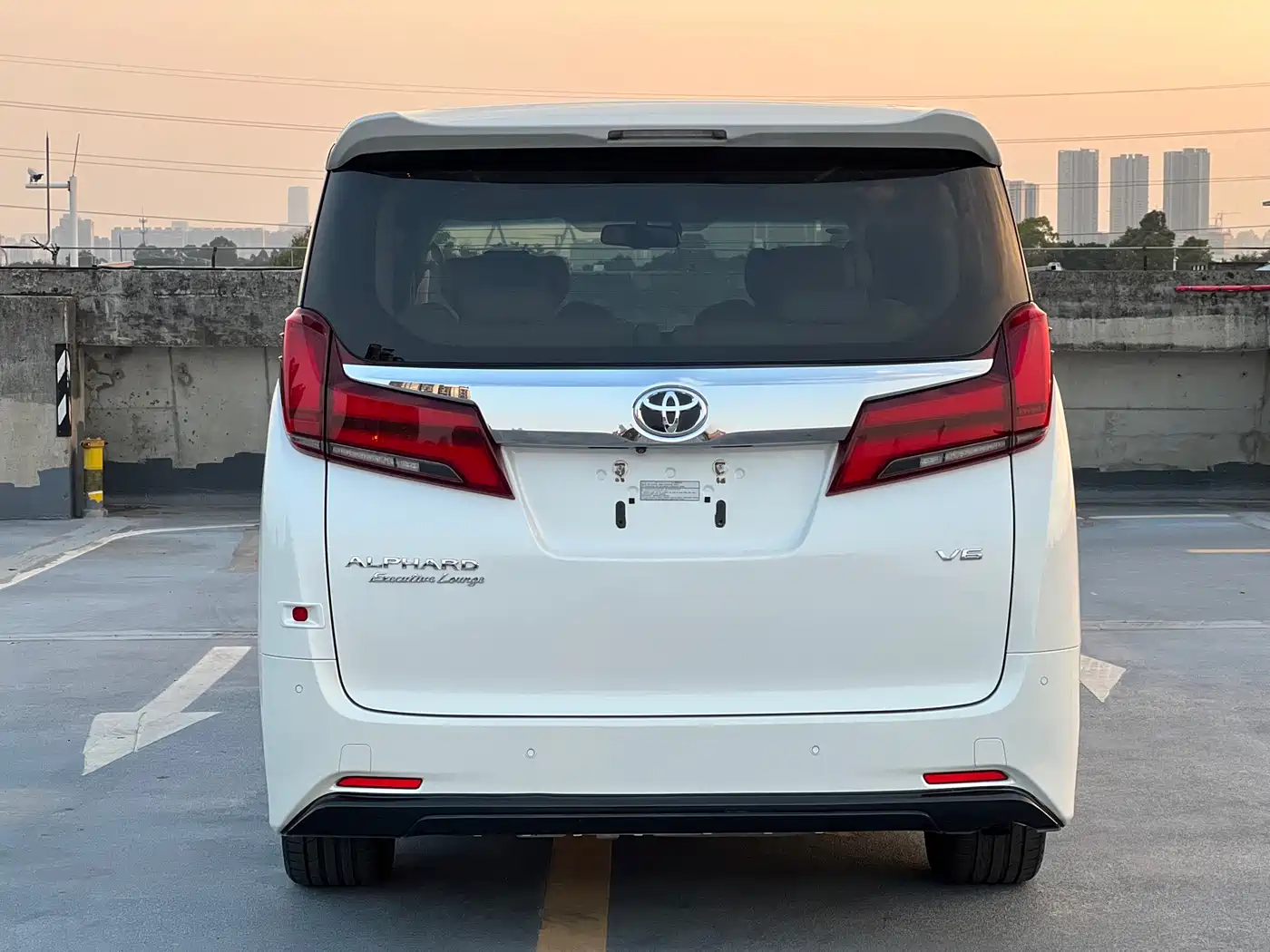 Toyota Alphard 2018 Facelift 3.5L Premium Edition фото 6