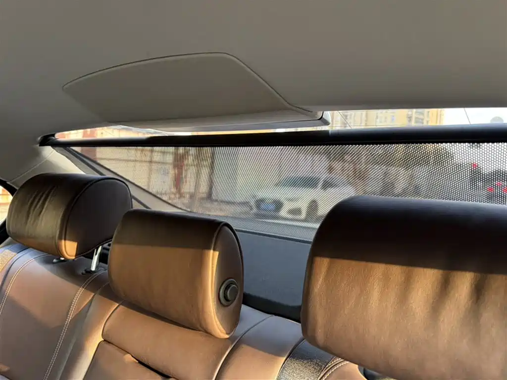 BMW 5 Series 2014 528Li Luxury Design Package фото 4