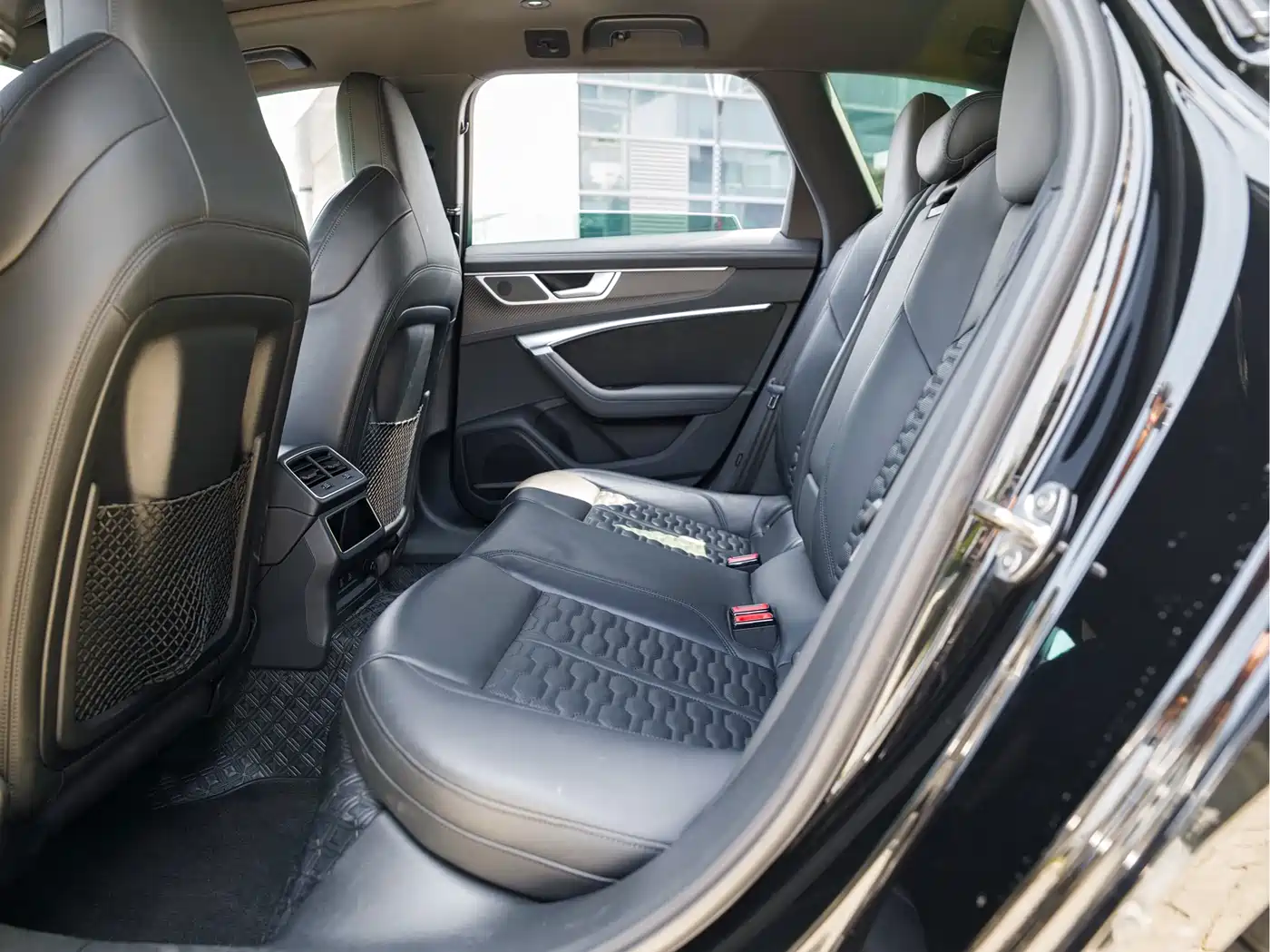 Audi RS 6 2021 RS 6 4.0T Avant Premium фото 16