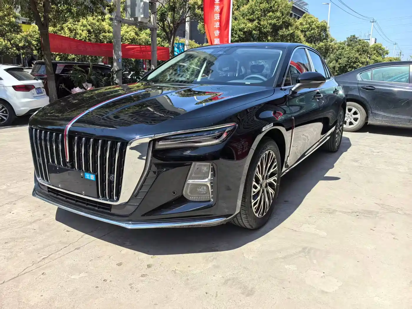 Hongqi H5 2026 2025 2.0T Automatic Flag Celebration 500,000 Units Anniversary Edition