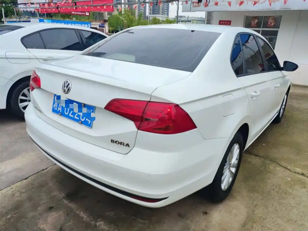 Volkswagen Bora 2018 1.5L Automatic Fashion фото 7