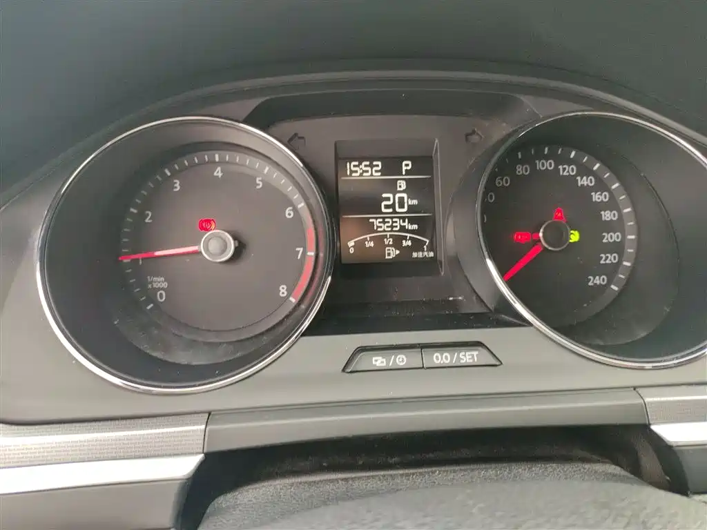 Volkswagen Bora 2018 1.5L Automatic Fashion фото 12
