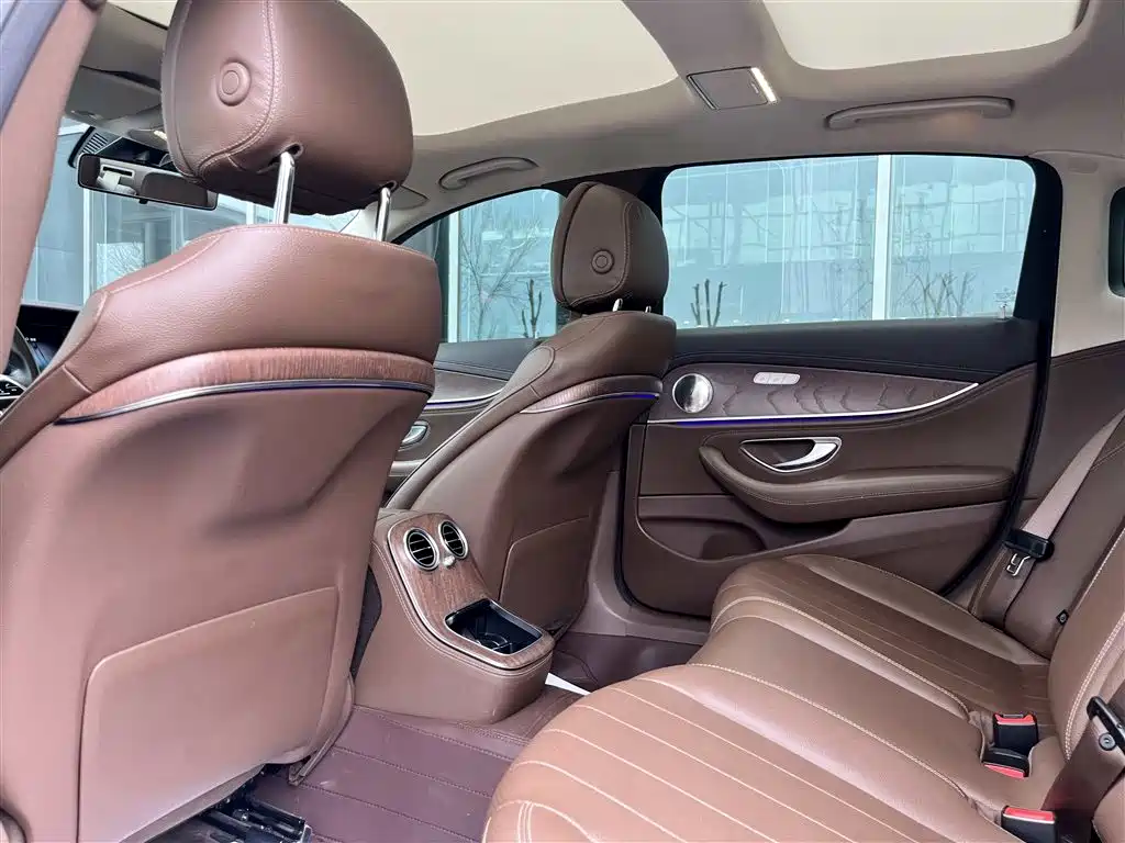Mercedes-Benz E-Class 2021 Facelift E 260 L фото 18