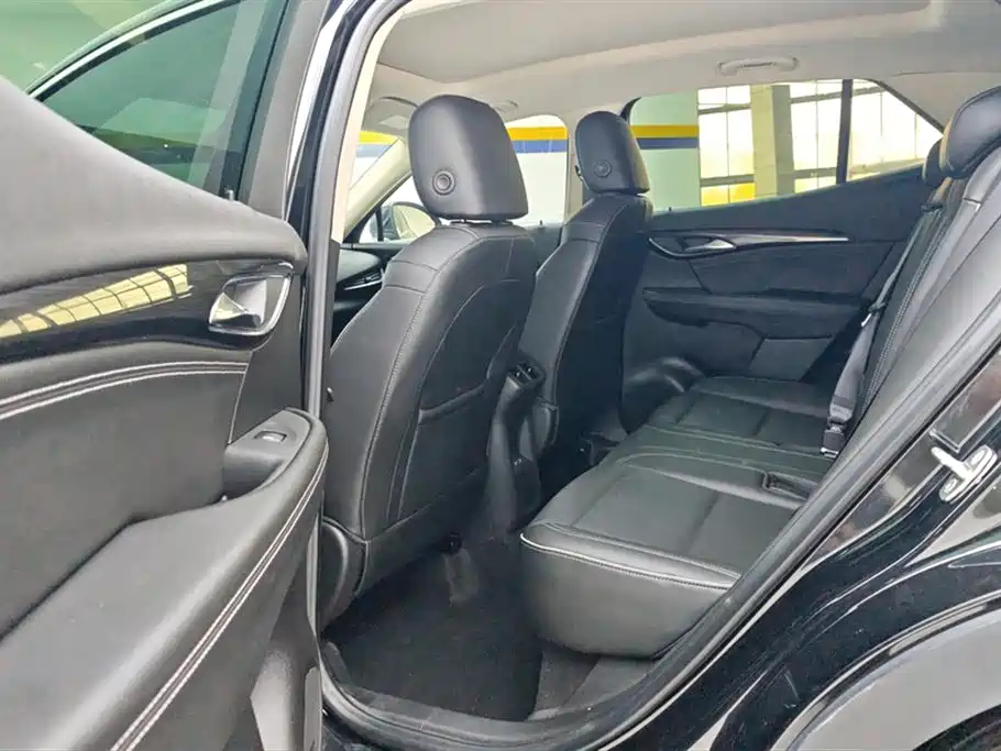Buick Envision S 2022 Envision S 552T 2WD Luxury фото 11