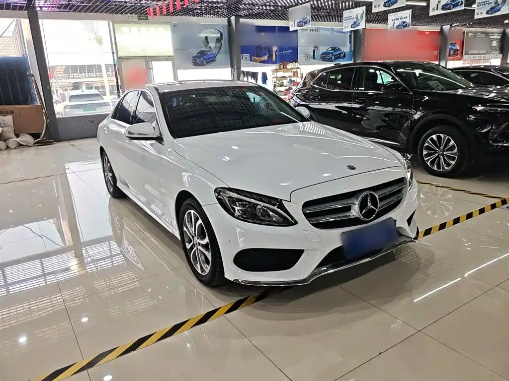 Mercedes-Benz C-Class 2017 Facelift C 180 L Fashion Sport Edition фото 4