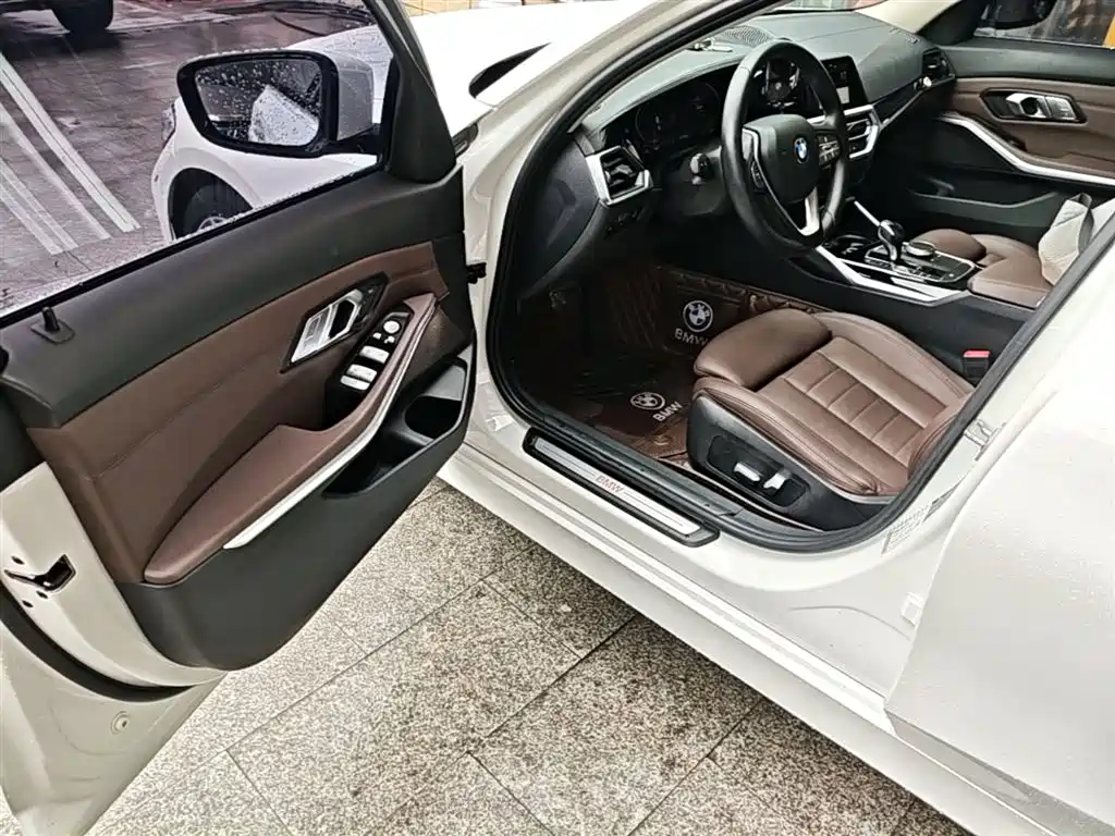 BMW 3 Series 2020 325Li Launch Edition фото 12