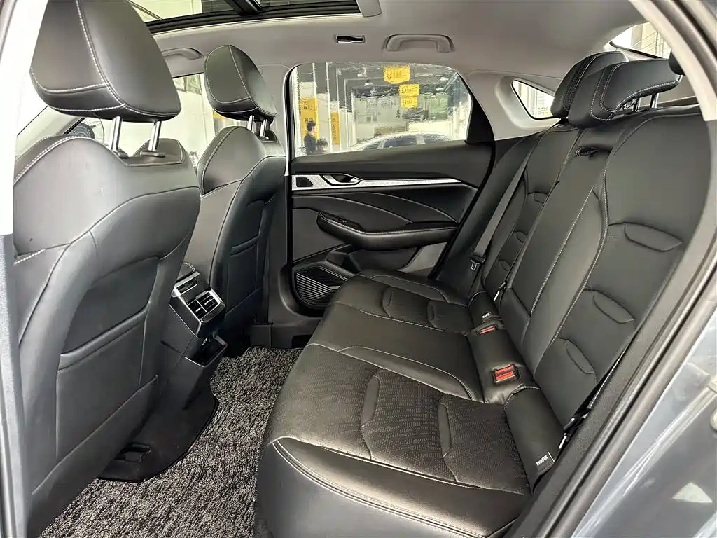 GEELY AUTOMOBILE XINGRUI