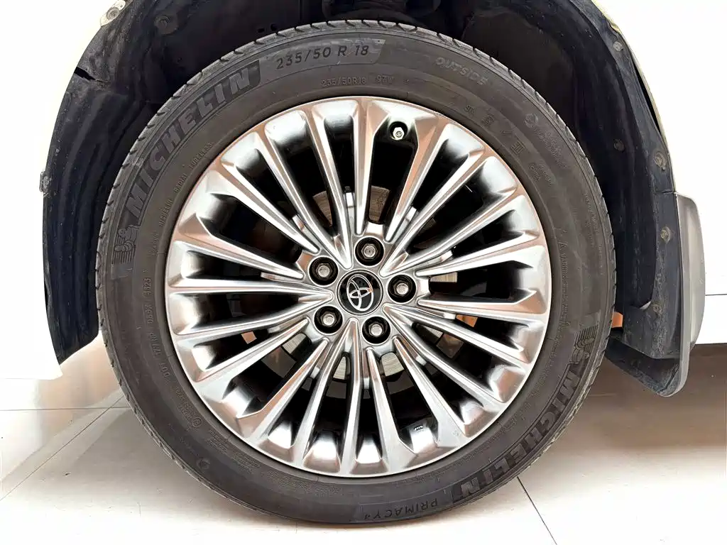 Toyota Alphard 2011 3.5L Luxury Edition фото 18