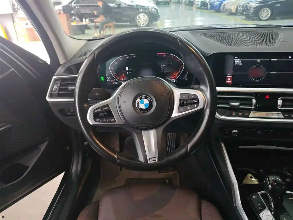 BMW 3 Series 2021 Second Facelift 320Li M Sport Package фото 11