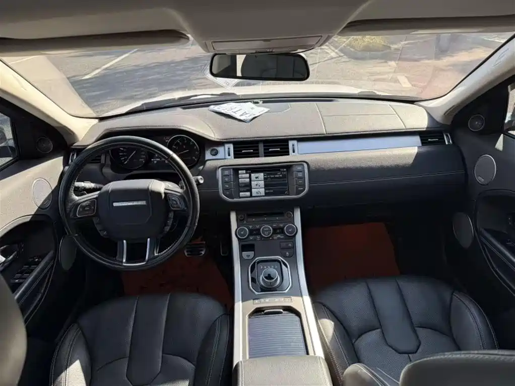 Land Rover Range Rover Evoque 2015 2.0T 5-Door Dynamic Edition фото 18