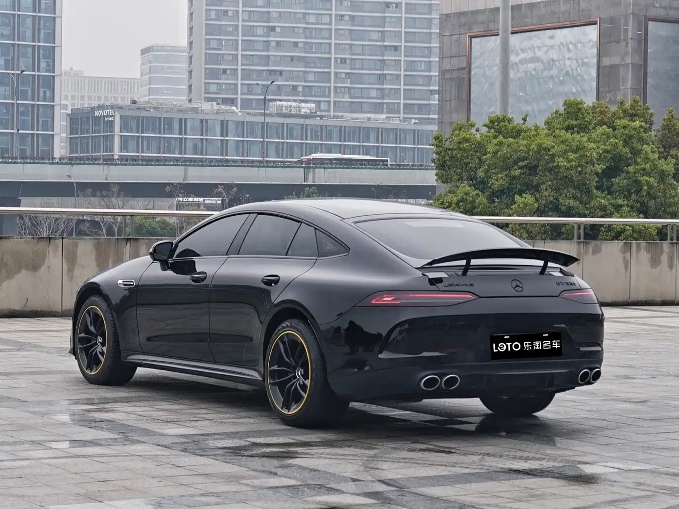 MERCEDES-BENZ AMG GT
