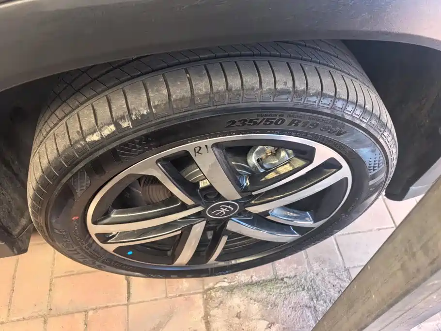 BYD Song L DM-i 2025 2025 Smart Drive Edition 112km Surpassing