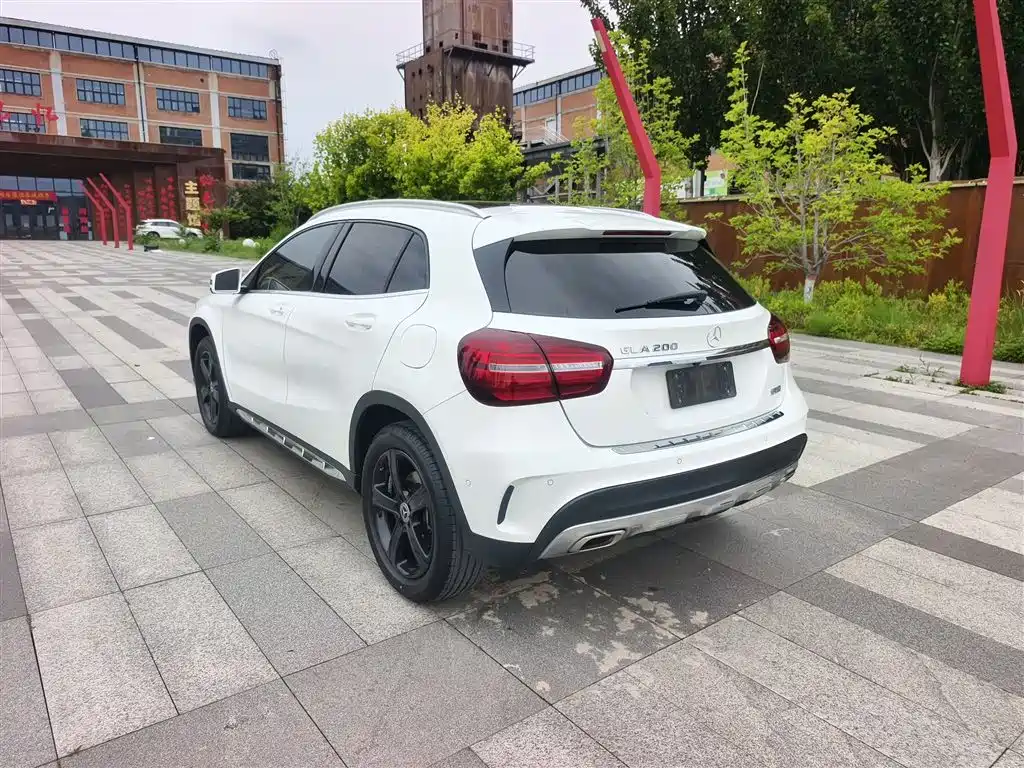 Mercedes-Benz GLA 2019 GLA 200 Fashion фото 9