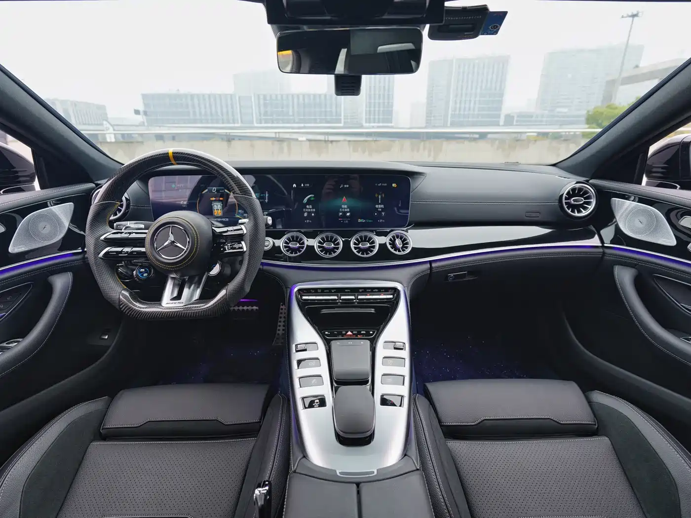 MERCEDES-BENZ AMG GT