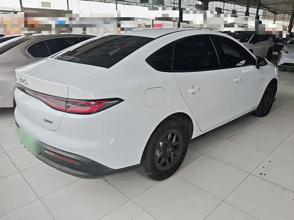 BYD Hai Bao 05 DM-i 2025 DM-i Smart Drive Edition 55KM Luxury фото 7